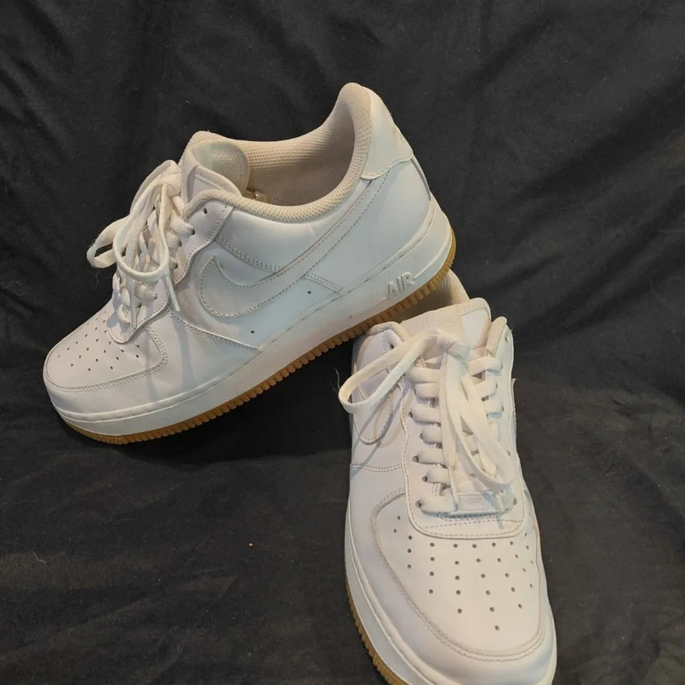 Nike White Sneakers with Tan Sole
